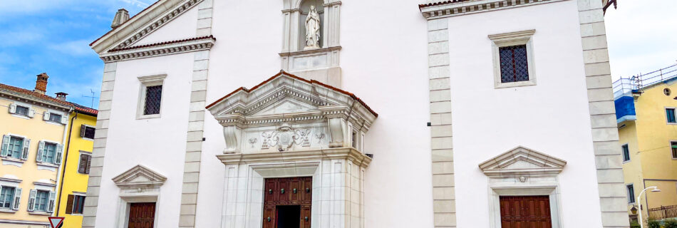 Facciata del duomo di Santi Ilario e Taziano a Gorizia.
